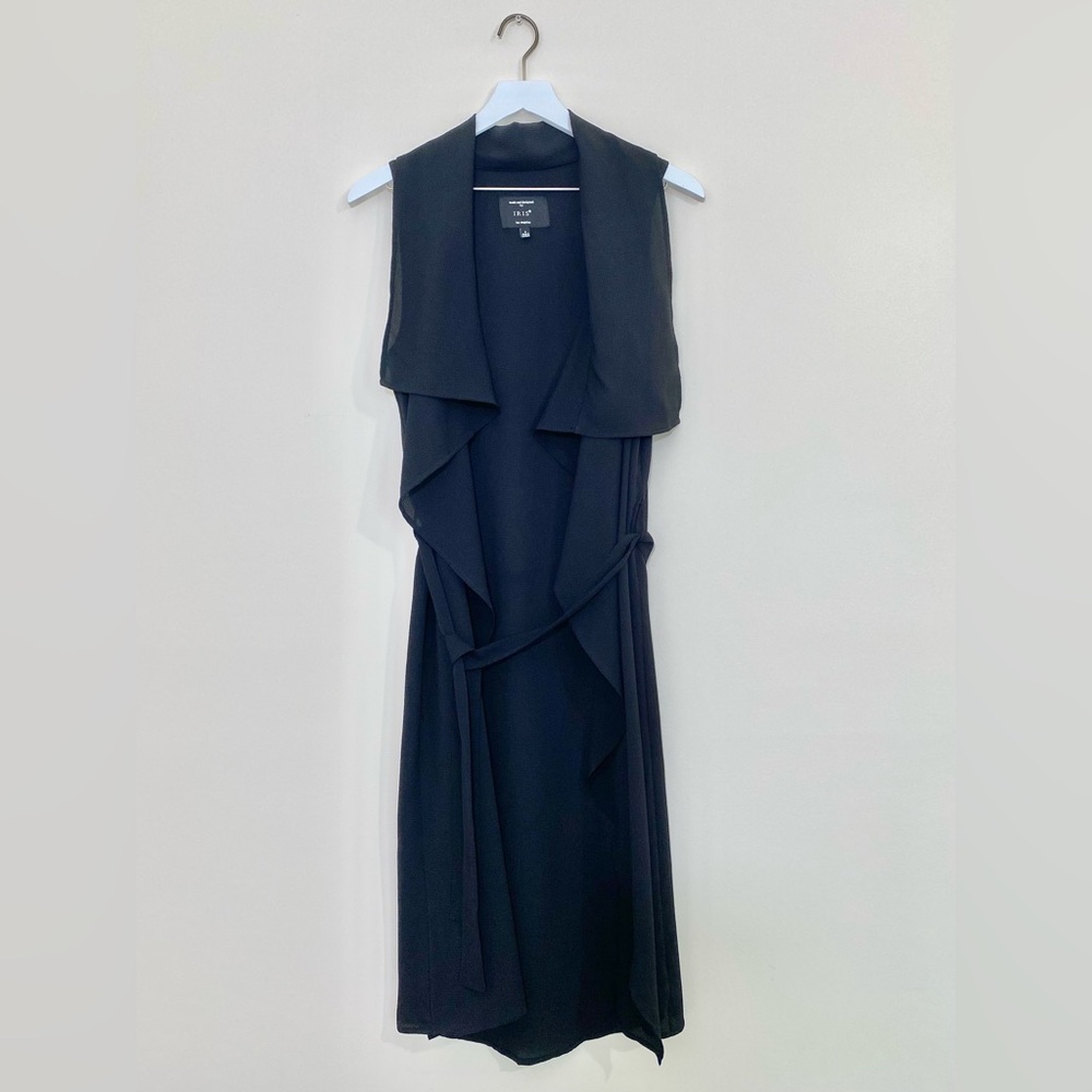 Sleeveless open front cardigan vest with pockets and belt (Size S)